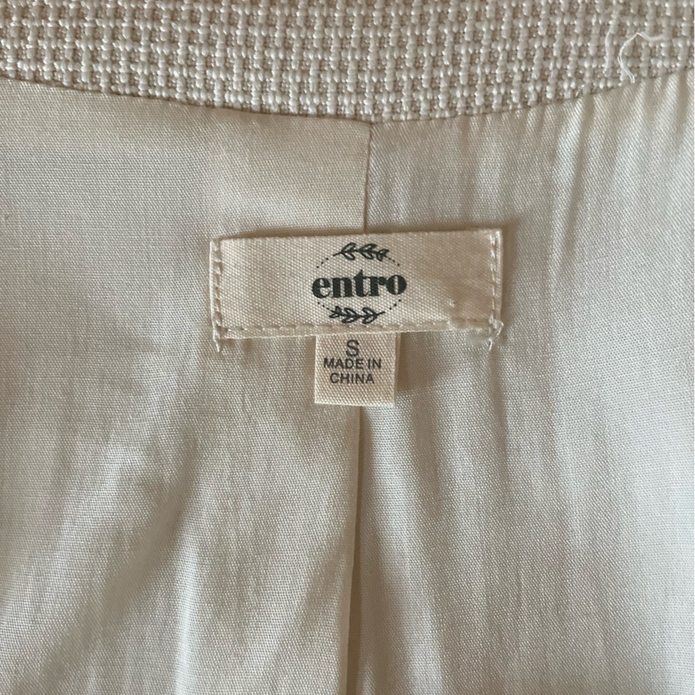 Entro Cream Textured Button Vest - Picture 3 of 5